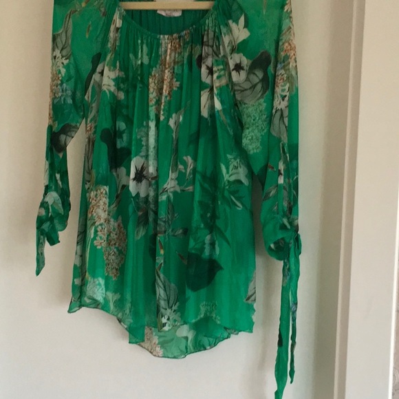Beautiful brand new 100%silk blouse - Picture 3 of 12
